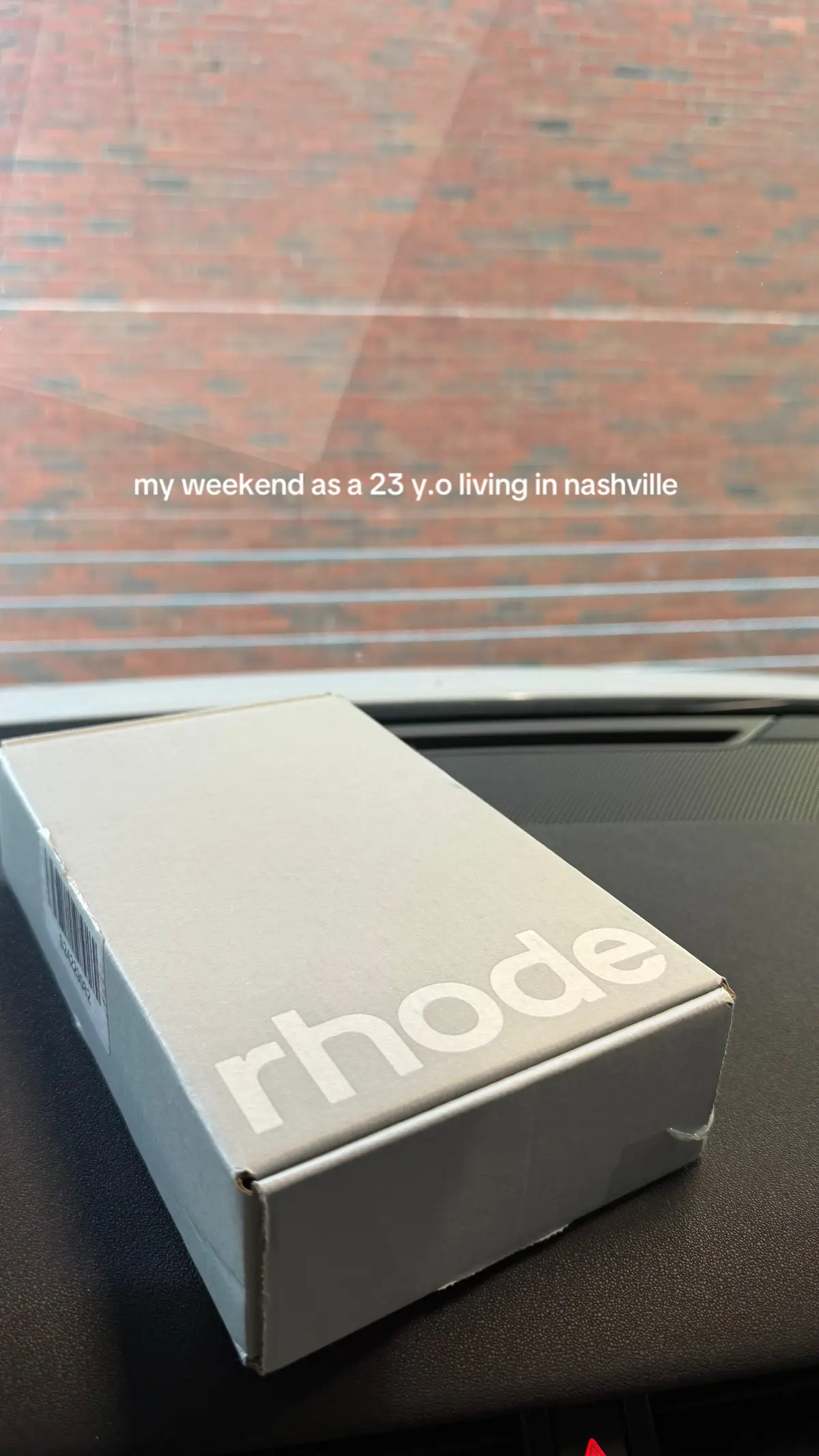 my nashville life through my camera lens  #nashville #tn #rhode #lagree #yogastudio #hotyoga #makeupbag @ETOILE US @studiofirenashville @trueform fitness @rhode skin 