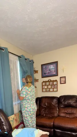 Quick morning reset. Who else is fighting a toddler to get toys cleaned up? 😅😂 #morningroutine #morningreset #cleaningtiktok #sahm #homemaking #thriftedhome #thrifteddecor 