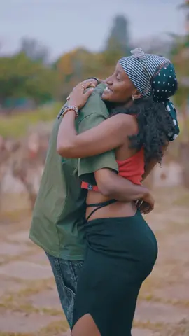 This sooooong🔥🔥😍😍@_nasieku✨  DANCE CHALLENGE :  NO.1 - 15,000/= NO.2 - 5,000/= Winner based on likes and views. We'll announce winners on 23rd August.😍😍😍😍 #God #justcallmeklaus #nasieku #theclusterke 
