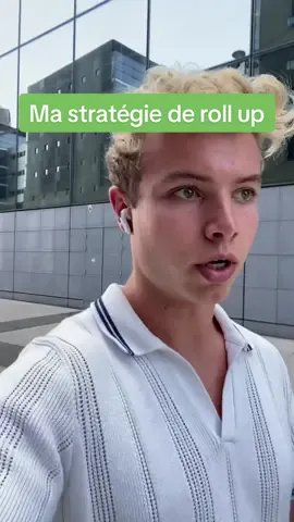 #PrivateEquity #Finance #Investissement #Business #RollUp #ArbitrageDeMultiple #EBITDA  Transformer 1M$ en 14M$ ? C’est possible avec la stratégie Roll-Up en Private Equity. On rachète plusieurs petites entreprises bon marché (3× l’EBITDA), on les fusionne, on optimise les coûts… et on revend le tout beaucoup plus cher (6× l’EBITDA). C’est l’arbitrage de multiple : acheter petit, vendre gros. 📈     