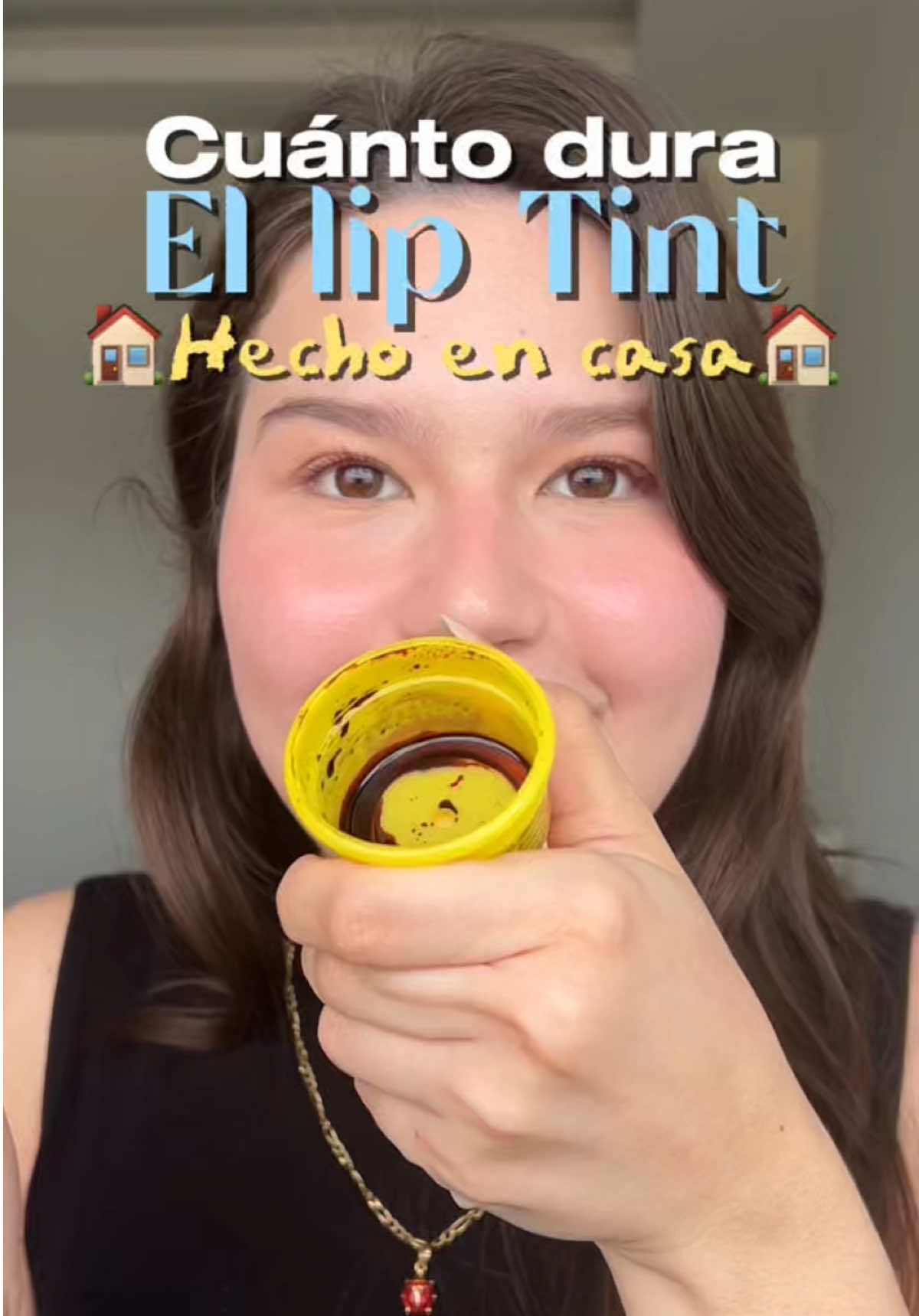 Respuesta a @edits_fedexd Cuánto dura puesto nuestro Lip Tint hecho en casa con la receta de yuya? Vamos a ver 🏠😉 @yuyacst @Bailando Juntos #liptint #liptintviral #tintadelabios #yuyamaquillaje #yuyatutoriales #makeuptutorial #makeuptips #homemademakeup  #cosmeticanatural #cosmeticacasera #makeuphacks #affordablemakeup 