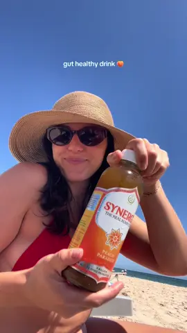 My go to @SYNERGY Kombucha !! A gut healthy fun bev 🍑  Love that this brand has no added sugar - sooo good  #guthealth #guthealthy #kombucha #probiotics #healthy #beach #refreshingdrink #fruity #Summer 