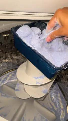 Powder Play 🫶🏼 || #arieldetergentpowder #powderdetergent #powderplayasmr #powderplay 