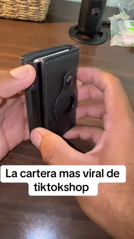La cartera mas viral de tiktokshop, llévelo llévelo aproveche, bueno, bonito, barato. #aprovecha #tiktokshop #carritonaranja #oferta #promotion #viral #usa_tiktok #solousa 