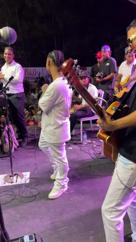 #sueñocumplido #foryou #dalvinlamelodia #suenalamikey🎸🎸🎼🎶activoo #misfanaticos 