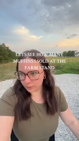 I’m so proud🥹 #sourdough #sourdoughmuffins #sourdoughbread #sourdoughtok #sourdoughbaking #muffins #farmstand #countrylife #homebaking #ruralliving 