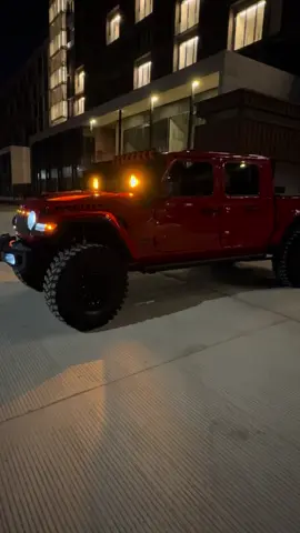 #jeepmojave #jeeplife #blackrhinowheels #viral #4x4offroad #jeepgirl #kclights#maxxistrepador 