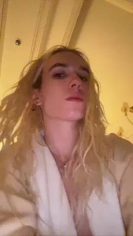 2hollis archive video in tik tok @2hollis #2hollis #video #archive