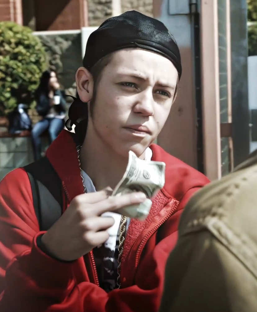 #carlgallagher :: guess who’s back… | it looked better in ae | [cc: josphsfilms, scp: shamelessscenepacks] #carlgallagheredits #whiteboy #whiteboycarl #whiteboycarledit #shameless #fyp  