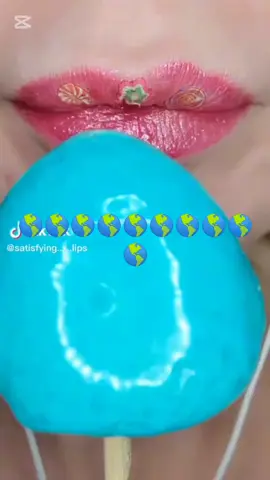 #CapCut eating only gummy planet 🌎 @babyvisuba cre: @Satisfying Lips® 💋 