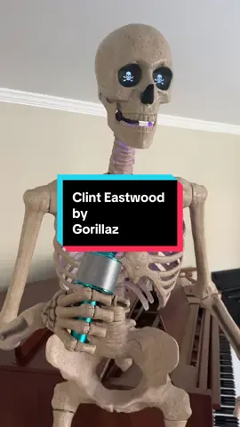 Ain’t got flesh, but I’m happy… I’m feelin’ bony. #singingskelly #gorillaz #clinteastwood 
