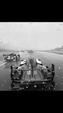 Ultrapassagem Tripla no final😮‍💨 #forzamotorsport #wec #cars #lemans #CapCut 