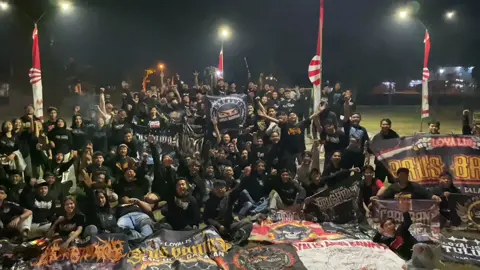 Hanya Sebagian Belum Full Squad ☝🏻🙇🏻🙇🏻 Terimakasih  JIWA LOYAL WANI PERANG! #labpedu#labpeduli#memanusiakanmanusiaisarusbawahpusat #laballsektor #teamhoredalanan 