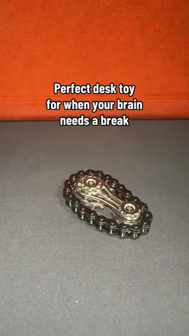 Chain sprocket bike chain fidget toy #fidgetspinner #fidgettoys #fidgets #fidgettoy #funfidgettoys #tiktokshop 