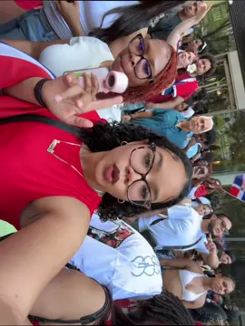 First time at the Dominican parade 😭💃🏻#onlycheerios #dominican #domincanparade #nyc #dr #lupita 