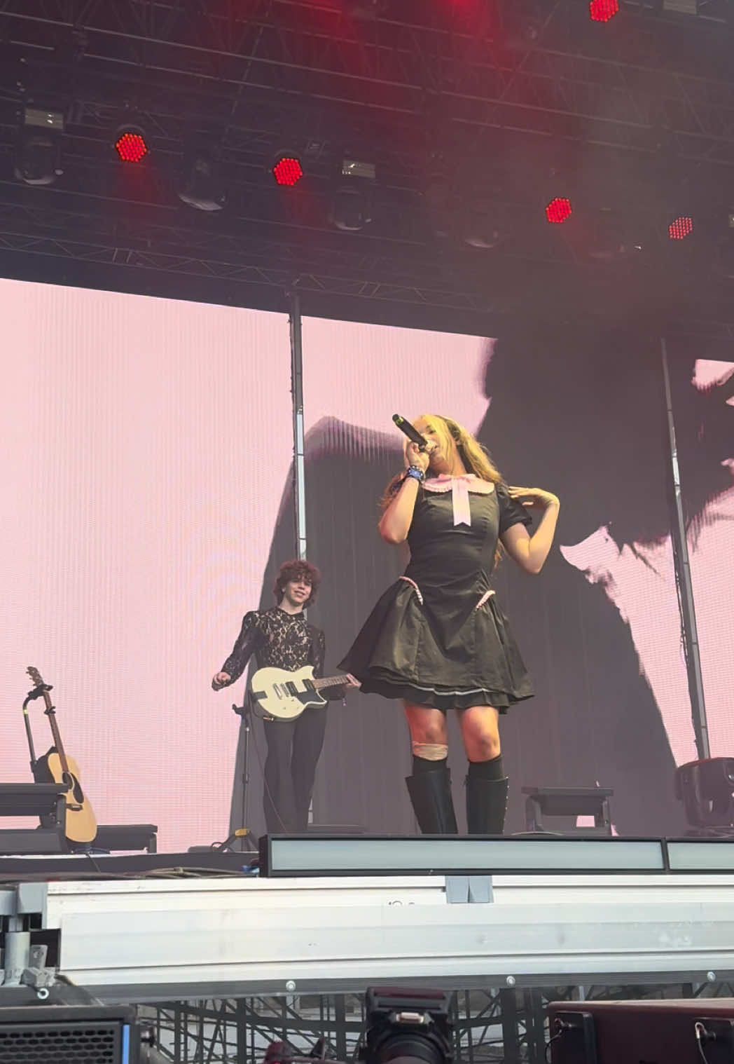 @Isabel LaRosa performing “Older” at Summer Well Festival in Romania