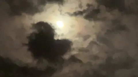 اذكرو الله ع التصوير😙