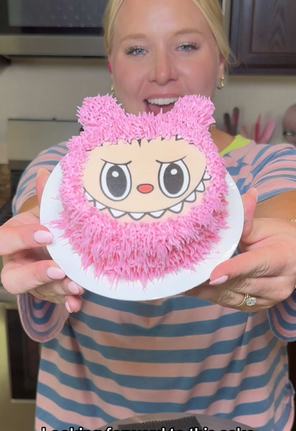 Find all my cake classes (including this labubu class) at @The Art House Gilbert website arthousegilbert.com #labubu #labubuthemonsters #labubucake #labubus #cake #cakeclass 