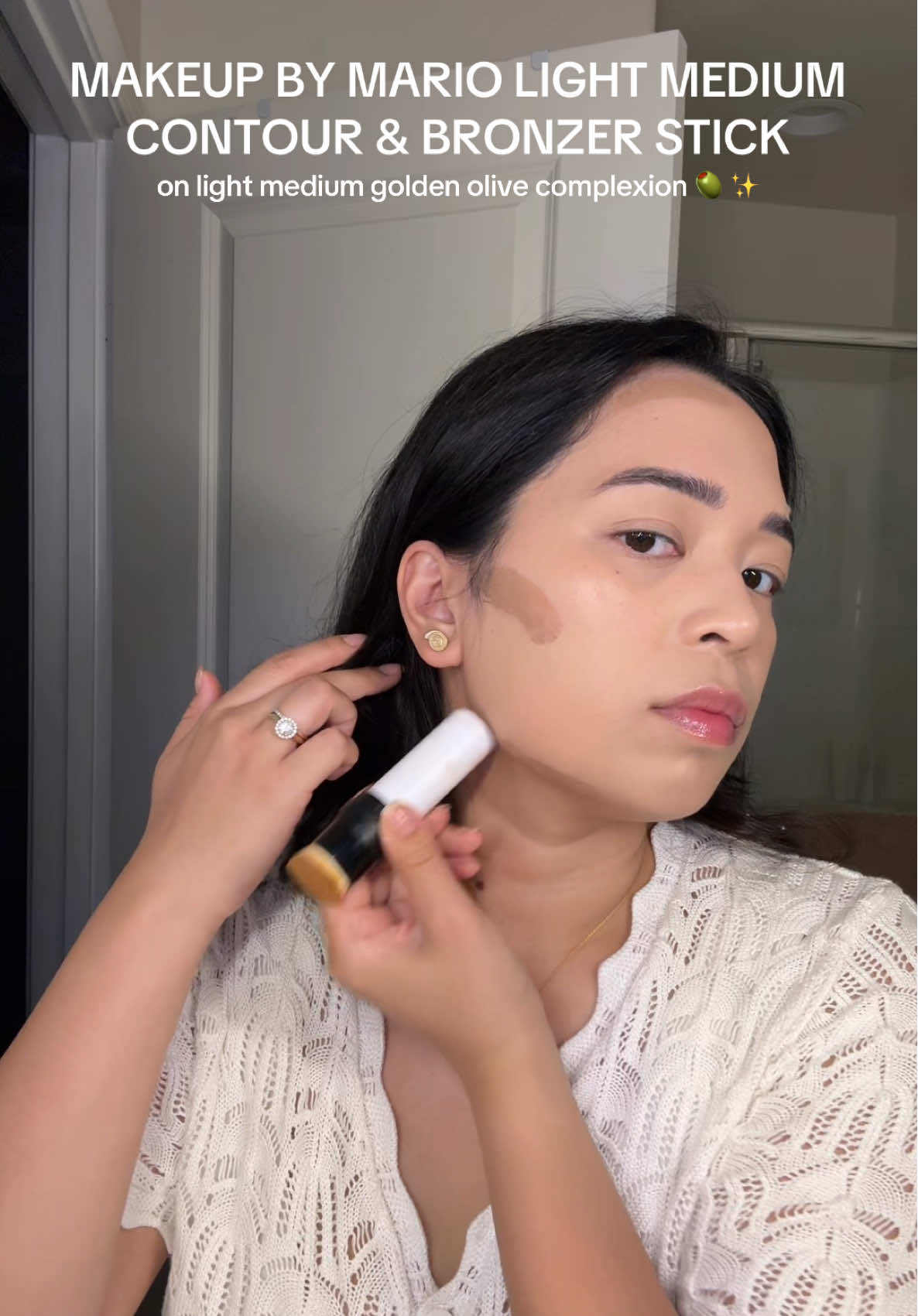 @makeupbymario just does it RIGHT. Especially for us light medium complexions 🤍 My shade match twins video is pinned if you think we might be twins 👯‍♀️  #creatorsearchinsights  #makeupbymario, #bronzer, #makeupforbeginners, #makeuptips, 