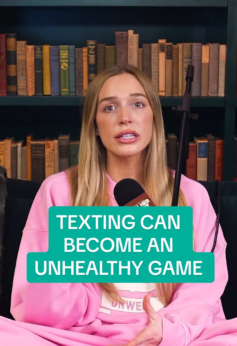 Texting as a form of validation 🙅‍♀️
