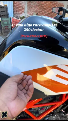 De todo van a juzgar ,pero viene nuevo vinil 😍#paratiiiiiiiiiiiiiiiiiiiiiiiiiiiiiii #fyp #foryou #ktm #biker #foryou #ktm 
