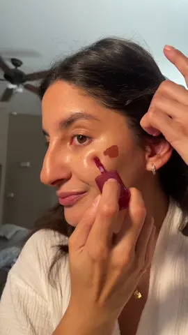 Just showing a little support and sending hugs. 🥹💖✨ @Huda @Huda Beauty #hudabeauty #hudakattan #hudabeautyeasybake #hudabeautyeasybake #hudabeautysettingpowder #hudabeautyshop #makeup #makeupforyou #hudabeautylipstain  Concealer- @Typology Paris  Contour - @Morphe Cosmetics  Bronzer&settingspray- @elfcosmetics  Mascara- @essence.cosmetics 
