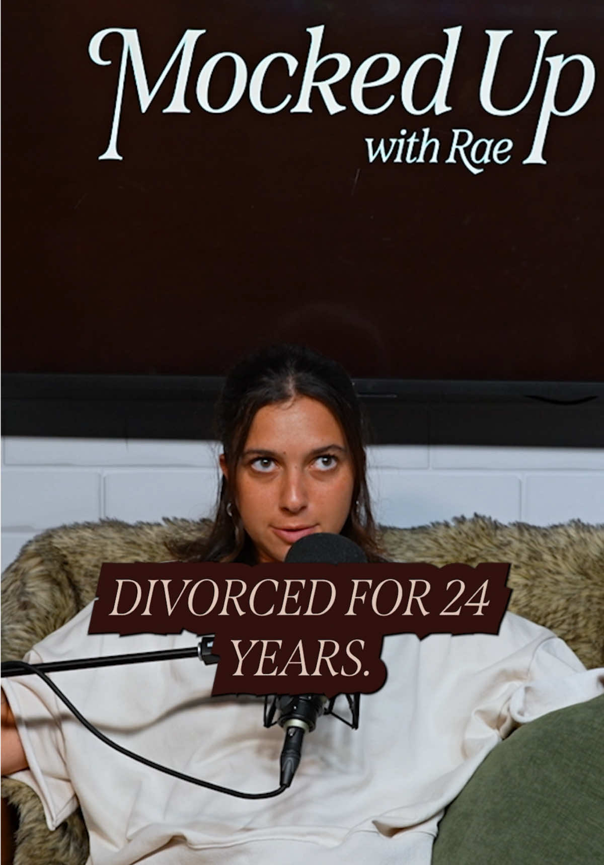 Nobody is closer than your divorced parents sometimes 🙌🏼 #fyp #foryoupage #divorcedparents 
