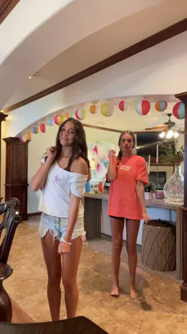 Kate’s pool party!!!!!!@Abigail💐🌼✝️      #friends #bsf #fyp #Summer #aura #awesome #viral 