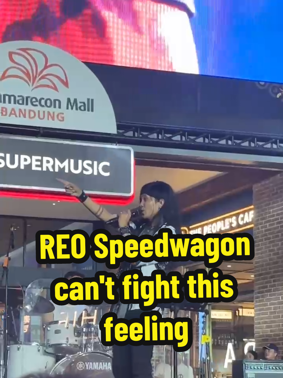 REO Speedwagon - can't fight this feeling (cover)  with @blackjuiceofficial  #reospeedwagon #cantfightthisfeeeling #rocklegends #rocknroll #fyp 