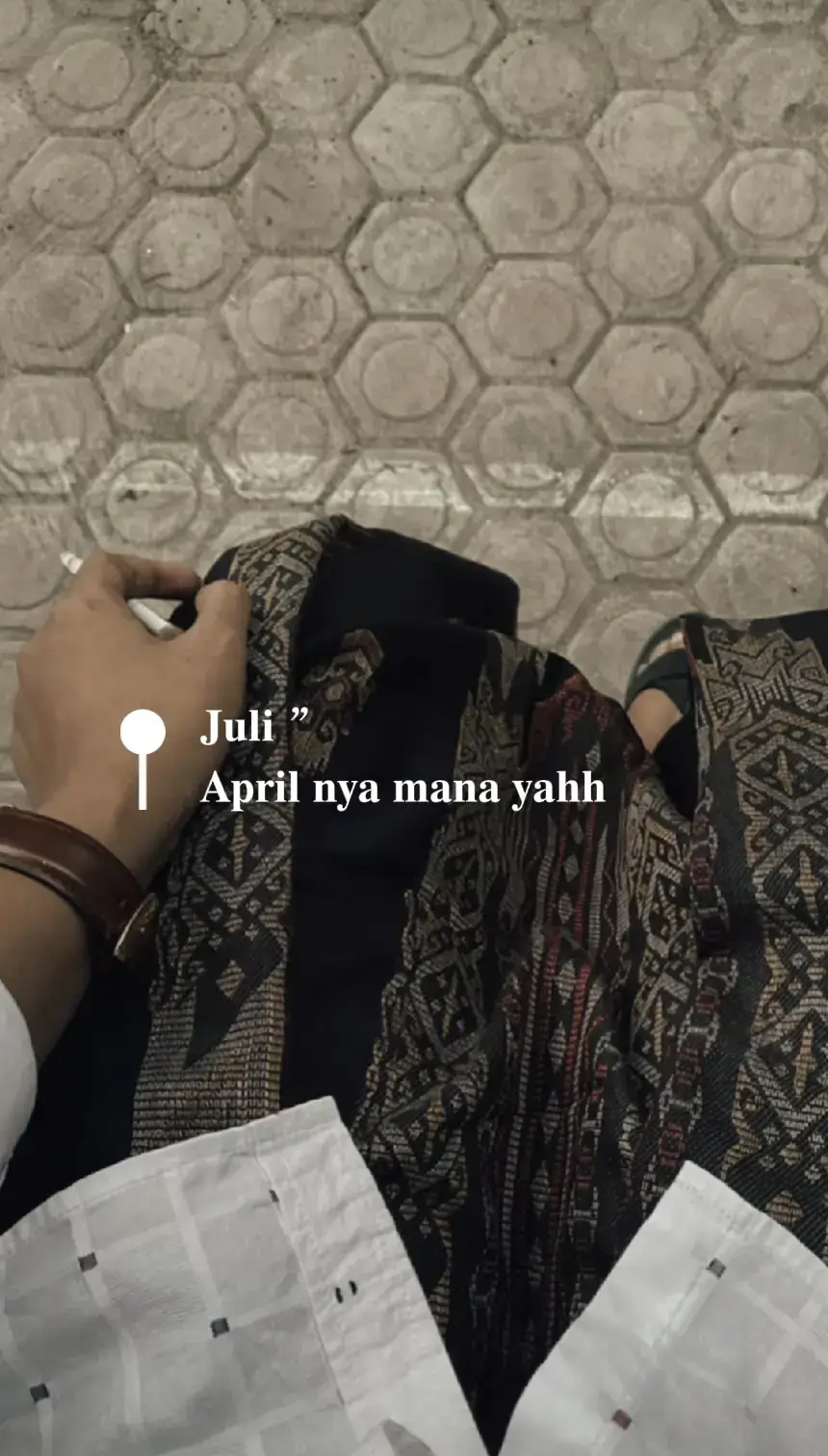 𝘺𝘢𝘯𝘨 𝘭𝘢𝘩𝘪𝘳𝘯𝘺𝘢 𝘣𝘶𝘭𝘢𝘯 𝘈𝘱𝘳𝘪𝘭 𝘮𝘢𝘯𝘢 𝘯𝘪𝘩𝘩 #info #arabic #arabicsong #santri #sarungan #xyzbca #4you 