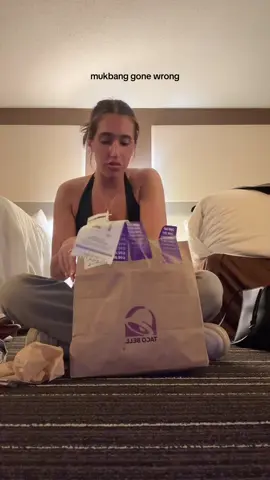 @tacobell you forgot about @jesslene burrito !!🌯