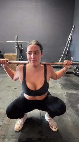 Blog del gym xd que ejercicio recomiendan😩 #lozano #fyp #parati #viral 
