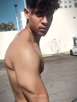 I'm in love !! @diego #diegoglacio #fy #viral #vypシ #viralvideo #vaiprofycaramba 