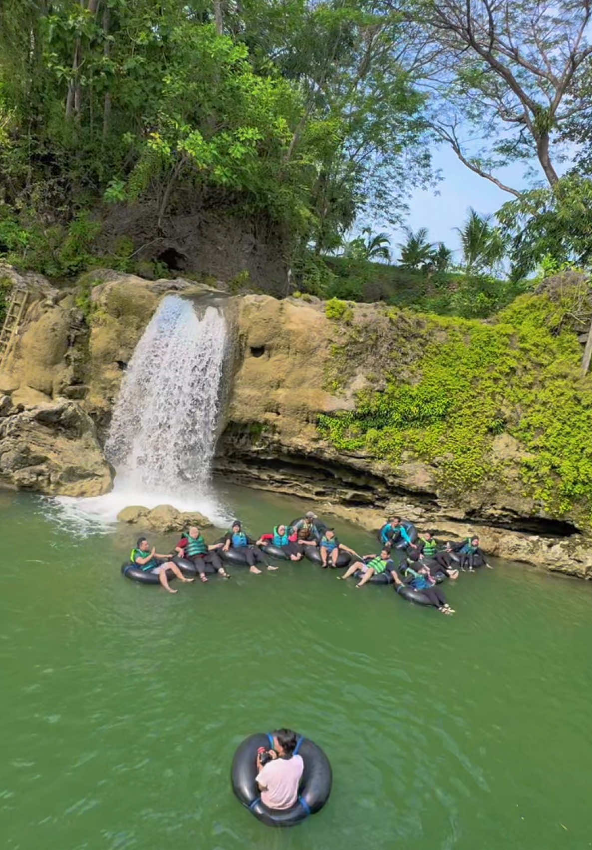 Reservasi Goa Pindul Cek Profil yaaaa 📲 0812.5050.542 #tiketgoapindul #cavetubingpindul #goapindul #mandiri #jakarta #gunungkidul #17agustus #obelixseaview 