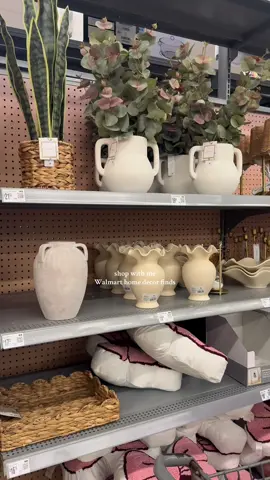 @Walmart you have amazed me 🌿🕯️ #walmartfinds #walmart #walmarthomedecor 