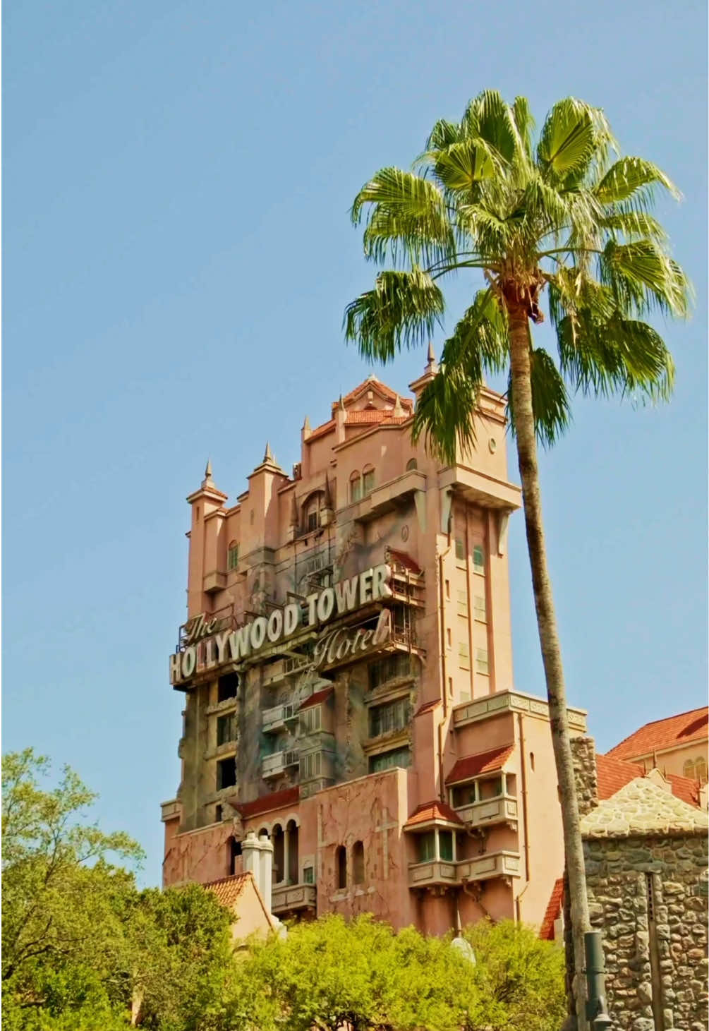 capturing magic at disney world’s hollywood studios 🥹🎢🎥🎬✨