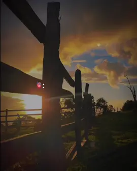 pompas de jabón - mana  #rolitaschidas #rock #maná #fybシ #atardeceres🌅 #clasicosporsiempre #fyppppppppppppppppppppppp 