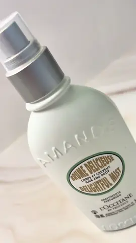 If you love the @LOCCITANE Amande scent like I do, this this is one to add to your collection.  L’Occitane Almond Hair & Body Mist is the perfect final touch in your Almond routine and I particularly like spraying it in my hair, especially in between washes.  *kindly gifted through @Butterly  #LOccitane #LOccitaneAlmond #HairMist #BodyMist #AlmondScent #FragranceMist #HairAndBodyMist      