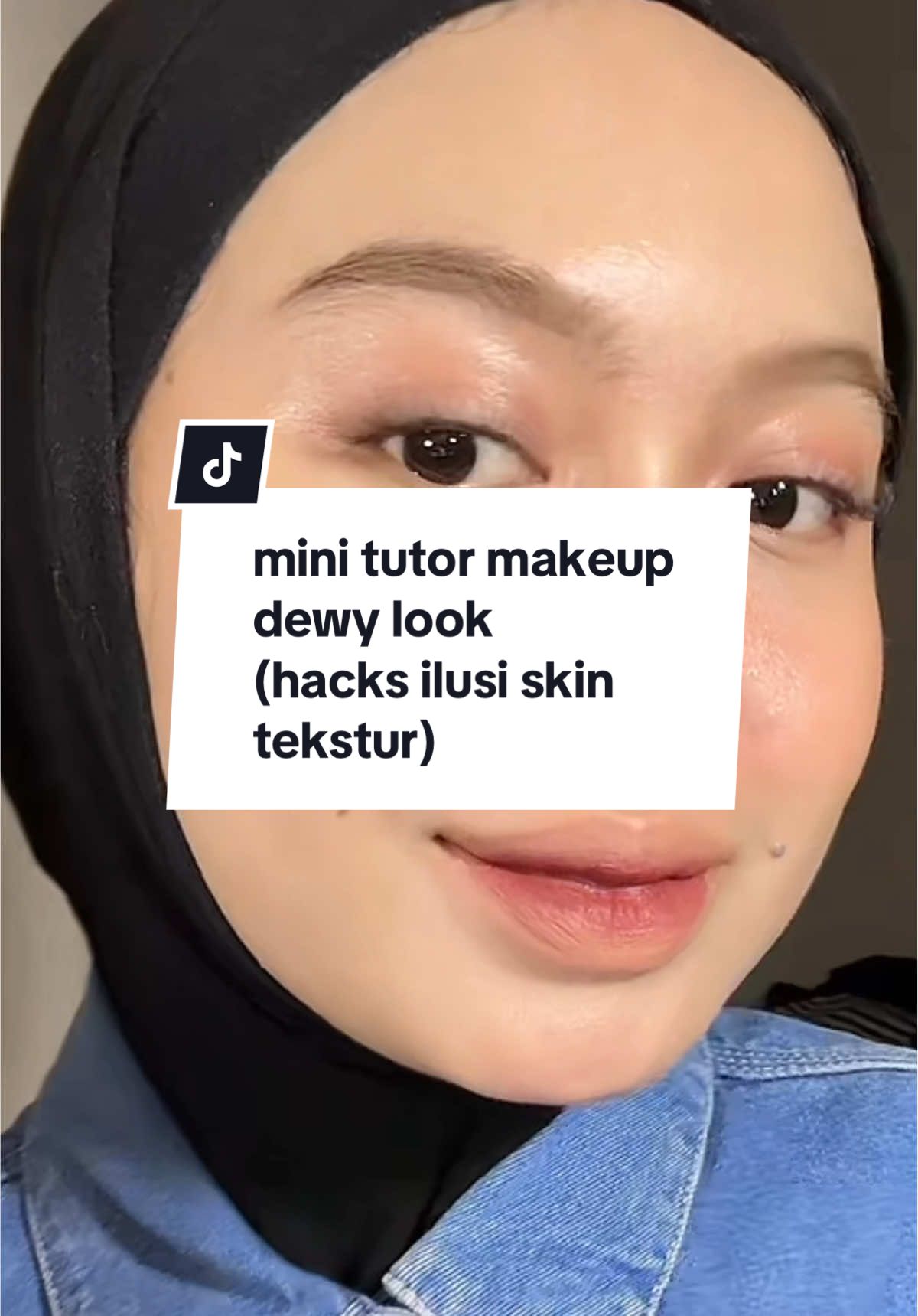 Membalas @Azzahrasabiila simple si makeup nya cuma aku punya yg bikin gong nya itu @this is your😇💅🏻 dan  gak tau deh udh abis berapa botol #glowingeveryday #facespray #thisisyour #makeuptutorial 