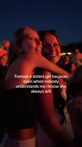 I love my sissy🤍