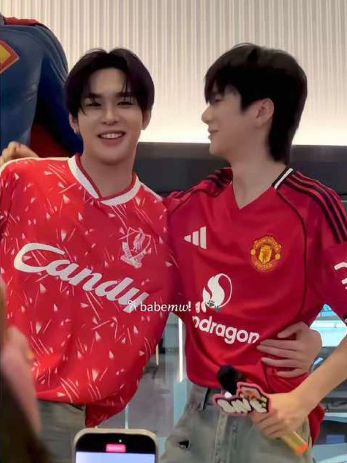 ไหนคนไม่ได้เขิน ไม่ได้เงียบ พอพี่อู๋เอาจริงน้องเซฟไปไม่เป็นเลยนี่หน่า 😽 #auausave #อู่อู๋เซฟ  #SupersportsxAuAuSave