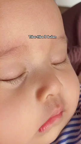 Tuhkan tiba-tiba udah gede aja huhu. #mashaallahtabarakallah #bayi #newborn #bayiperempuan #fyp 
