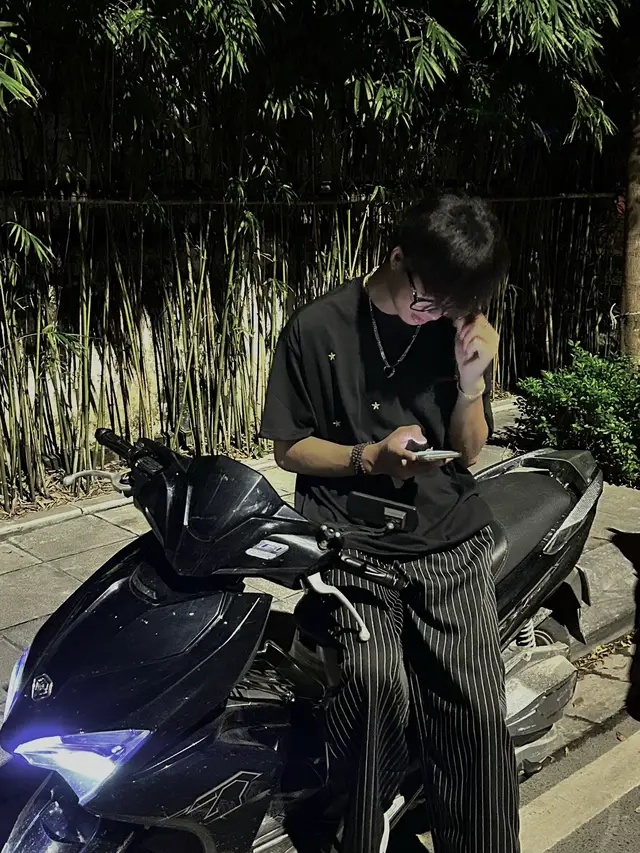 Chang ai thieu ai ma chet ca