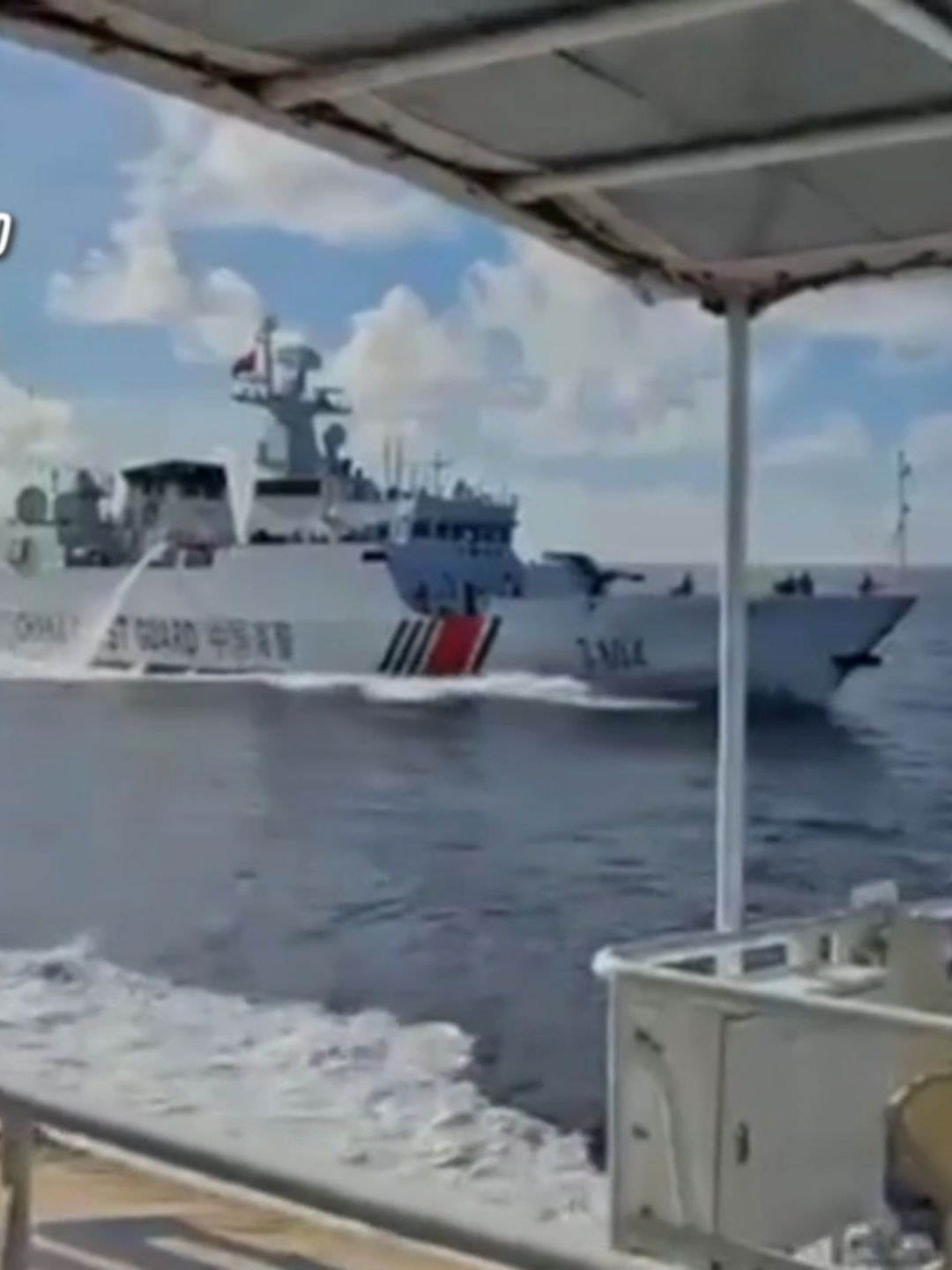 WATCH: Two Chinese ships collide while performing dangerous maneuvers around Philippine Coast Guard (PCG) vessel conducting Kadiwa Operations to aid Filipino fishermen in waters near Bajo de Masinloc. The collision took place between China Coast Guard (CCG) vessel 3104 and People's Liberation Army Navy (PLA Navy) ship 164. Following the collision, the PCG immediately offered support, including assistance with man-overboard recovery and medical aid for any injured CCG crew members. GMA News Online contacted the Chinese Embassy to get its statement on the incident but it has yet to issue one as of posting time. COURTESY: Philippine Coast Guard via Joviland Rita/GMA Integrated News #GMAIntegratedNews