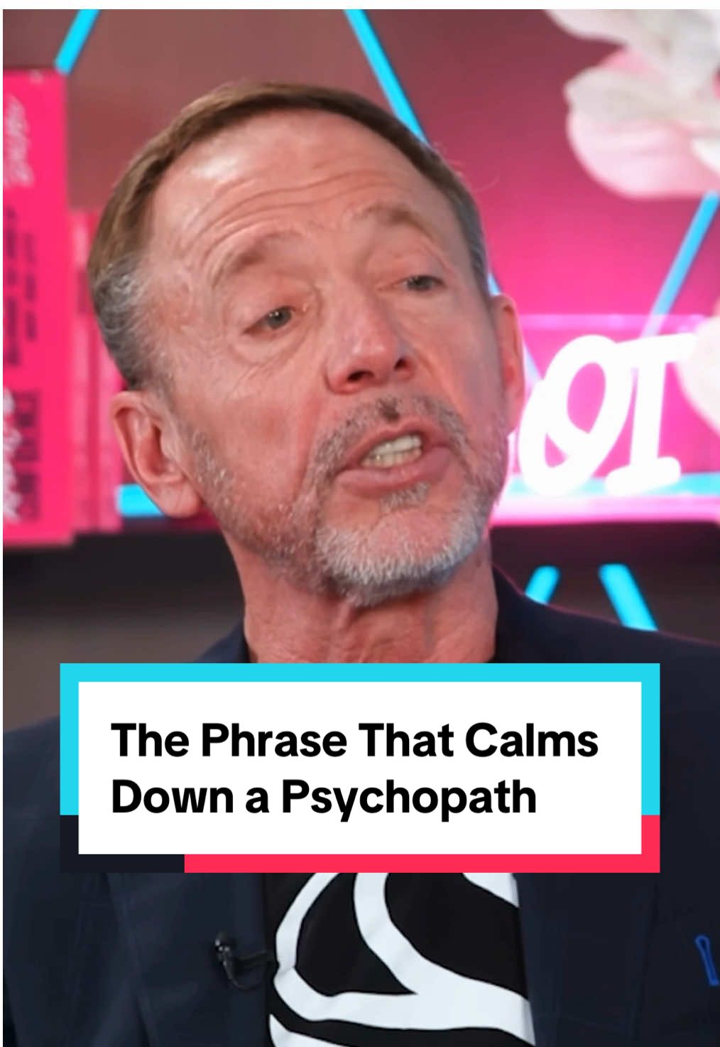 The Phrase That Calms Down a Psychopath I Lisa Bilyeu & @Chris Voss 