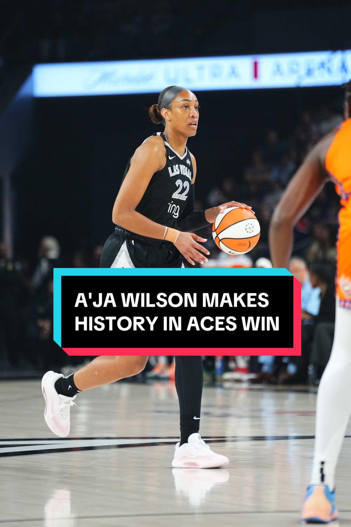 HIGHLIGHTS ON HIGHLIGHTS ✨ A’ja Wilson made history as the ONLY player in WNBA HISTORY to record 30+ points and 20+ rebounds in a game, leading the Aces past the Sun, 94–86! 32 PTS | 20 REB | 5 AST | 2 STL | 52.0 FG% (13-25) #WNBARivalsWeek presented by @ally 