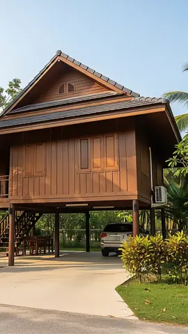 Rumah panggung bosqyuuuu.... Silahkan order dan kontak kami 🫡🫡🫡 Produsen Rumah Kayu yang Profesional dan Berpengalaman dibidangnya. Kami Menjual dan menerima pesanan rumah kayu knock down, gazebo, villa kayu, resto dan musollah kayu, dll. Pengalaman kami telah banyak hasil produksi kami yg tersebar di kota-kota besar Indonesia, seperti Bali, Lampung, Palembang, dll. Spesifikasi rumah: 1. Rangka utama kayu cempaka putih atau kayu puspa 2. Lantai rumah kayu cempaka putih 3. Dinding kayu cempaka putih 4. Plafon lambersering kayu mersawa 5. Pintu dan jendela kayu cempaka putih 6. Finishing mowilex Woodstain 7. Kaca ketebalan 5mm 8. Kunci, engsel dan grendel top quality. 9. Atap metal multiroof pasir 10. Daya tahan rumah puluhan tahun. Pesanan tipe knock-down (bongkar pasang) ini dikerjakan di workshop kami, setelah selesai pembuatan akan di bongkar lagi di kirim/angkut ke lokasi pemasangan (konsumen). Harga di hitung sesuai model, sesuai spek yg di inginkan, ukuran  dan lokasi pemasangan. Harga yg di sepakati jg termasuk ongkir dan biaya pemasangan. Pola pembayaran di bagi 3 tahapan: 1. 50% DP awal kontrak 2. 25% pengerjaan selesai dan siap kirim ke lokasi (konsumen) 3. 25% setelah selesai pengerjaan di lokasi (konsumen) Material beton (pondasi/tiang beton), kamar mandi dll, jg kelistrikan diluar pengerjaan kami atau disiapkan oleh konsumen. Informasi dan Pemesanan : Tlp/wa 085273454074 #fyp #rumahkayujawa #rumahkayuknockdown #villapuncak #fyppppppppppppppppppppppp #rumahminimalis 