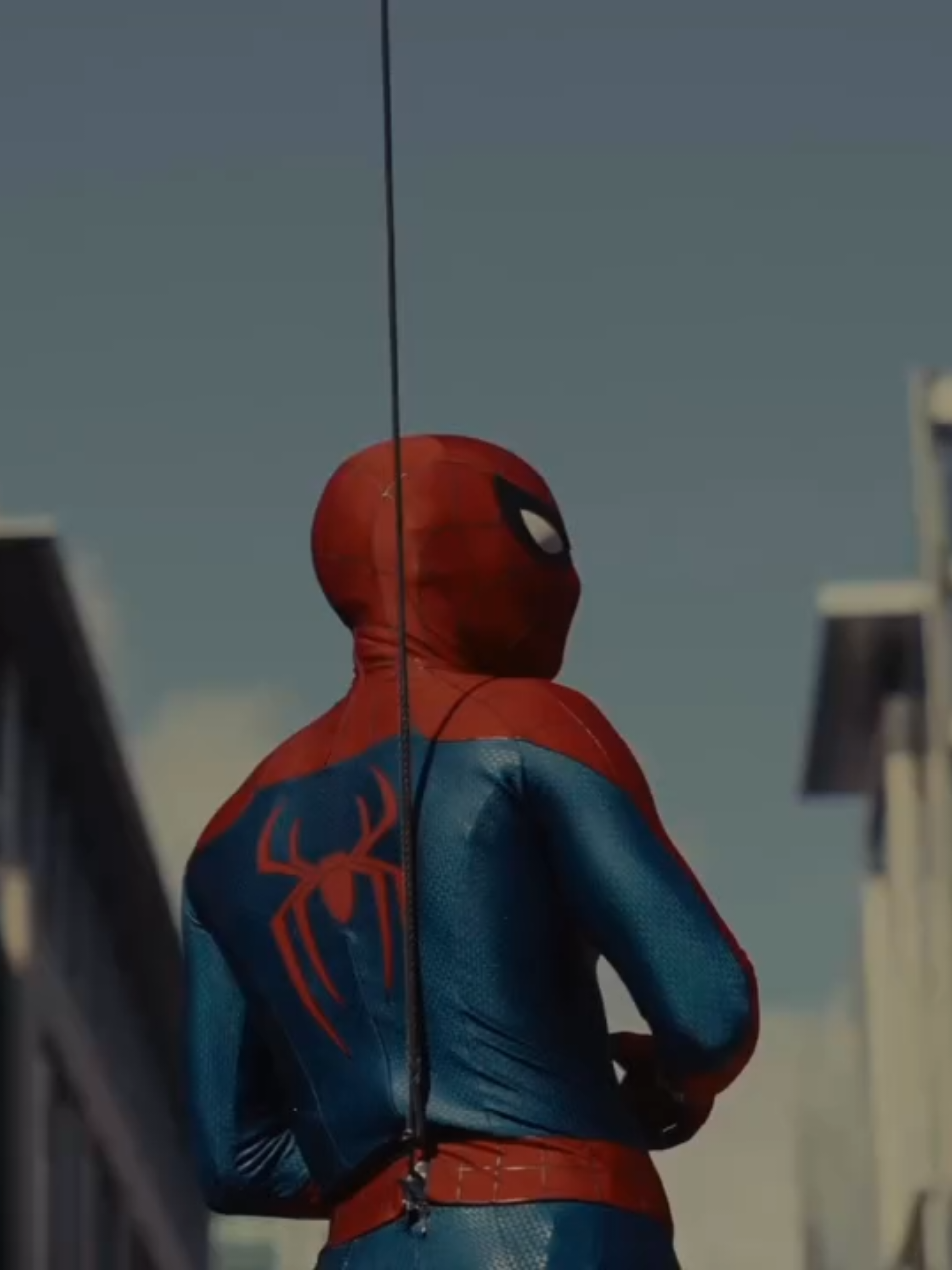 Том Холанд поділився відео зі зйомок нового людини павука.#tomholland #spaydermen #marvel #muvie 
