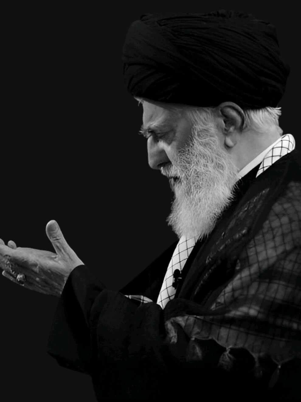 اللهم ابقهِ لنا حتى يكتمل الوعد 🌻.  #دعاء_الفرج  #الامام_المهدي_أمل_الأمه_العدل_الألهي  #السيد_علي_الخامنئي  #محور_المقاومة 