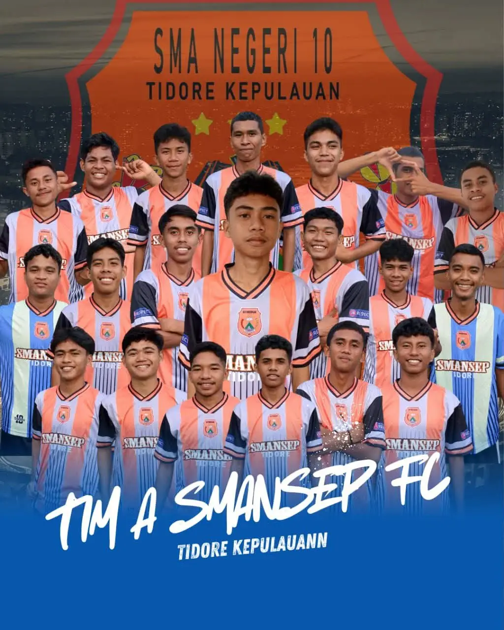 Pulang ngajar, mau rehat sebentar baru Go Soasio suporter murid-murid main.  Bismillah. Yang terbaik buat SMANSEP FC TIM A..🤲💜😍